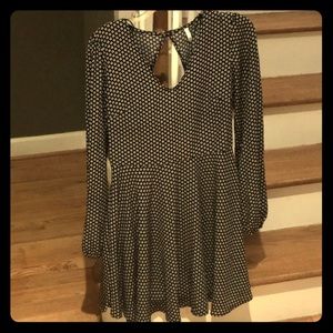 Sage long sleeve pattered dress size large